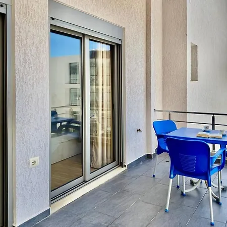 Veritas Apartamento Sarandë