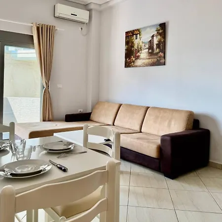 Veritas Apartment Sarandë