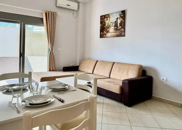 Veritas Apartamento Sarandë